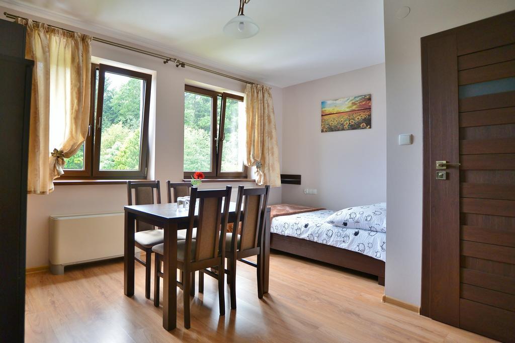 Rymanów-Zdrój Villa Asturia חדר תמונה